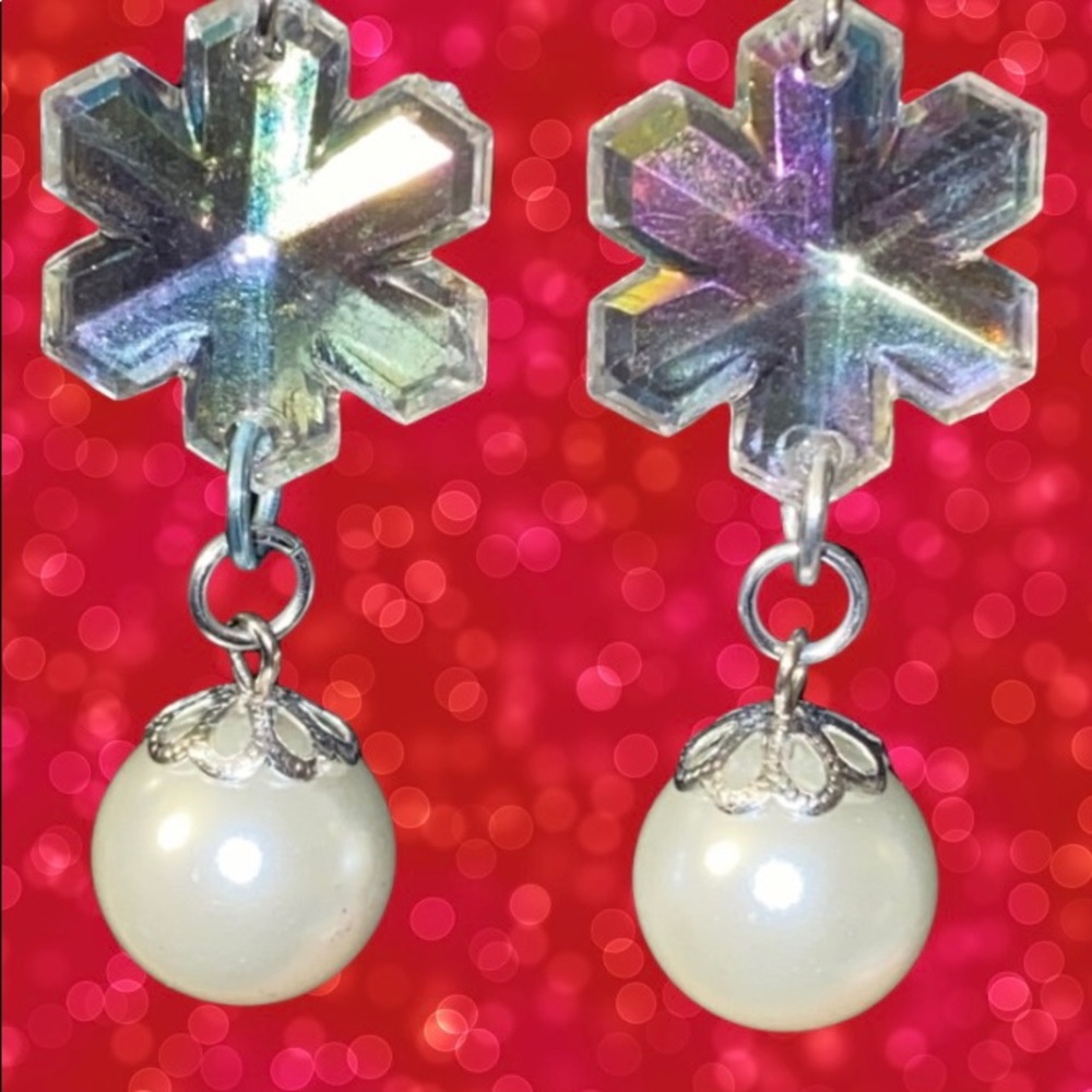 Hand Crafted Snowflake & Pearl Earrings Dangle Silver Iridescent Jewelry Pierced - Picture 2 of 7